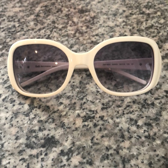 White dolce & gabbana sunglasses